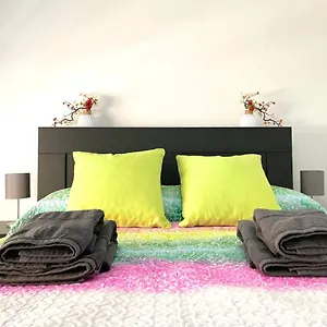 https://apartamento-vialia-estacion-de-autobus-centro.es-andalucia.com