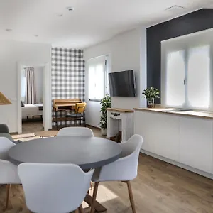 https://le-petit-apartamentos.bilbaohotelsspain.com